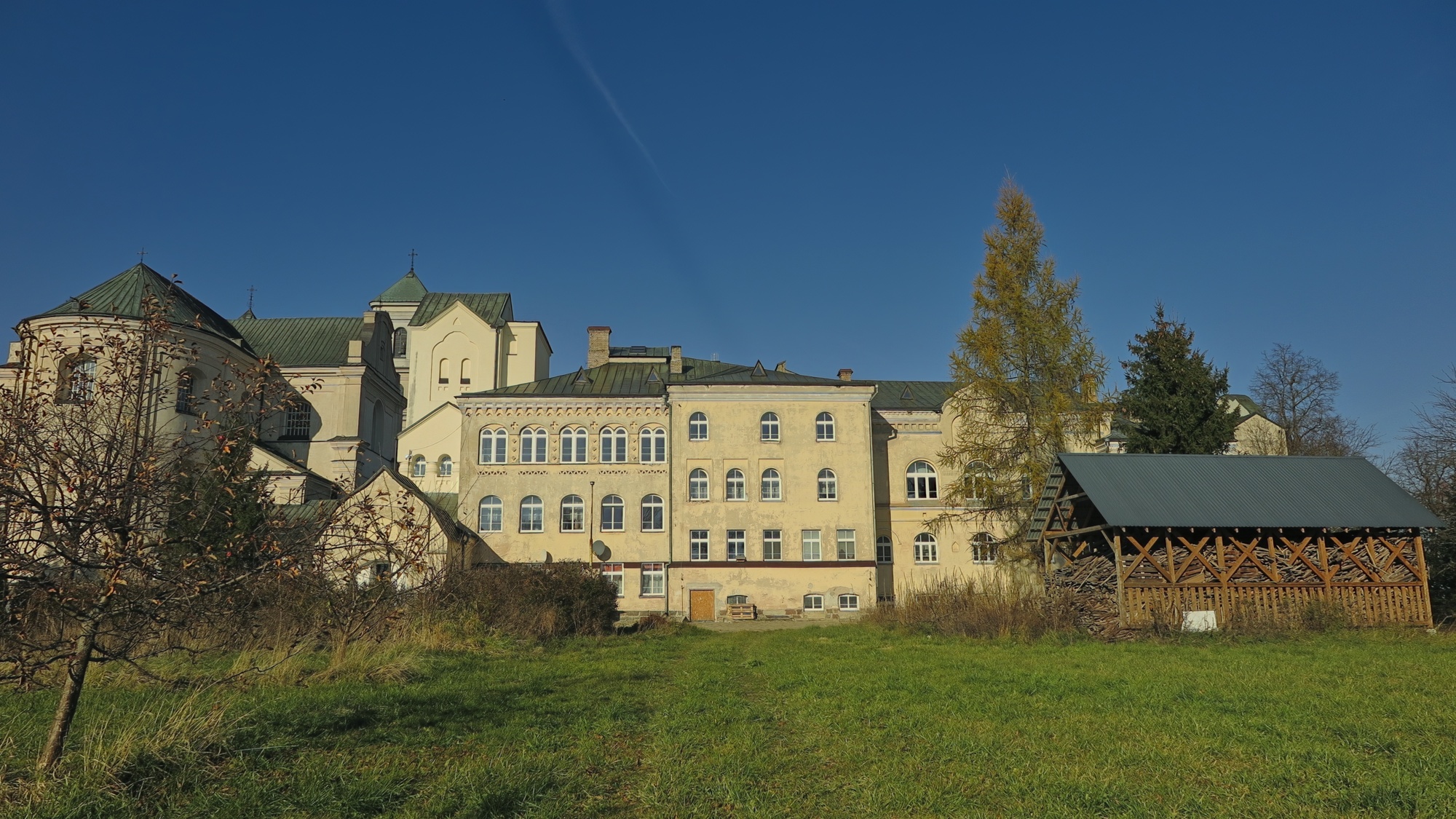 01-37.jpg 01-37.jpg