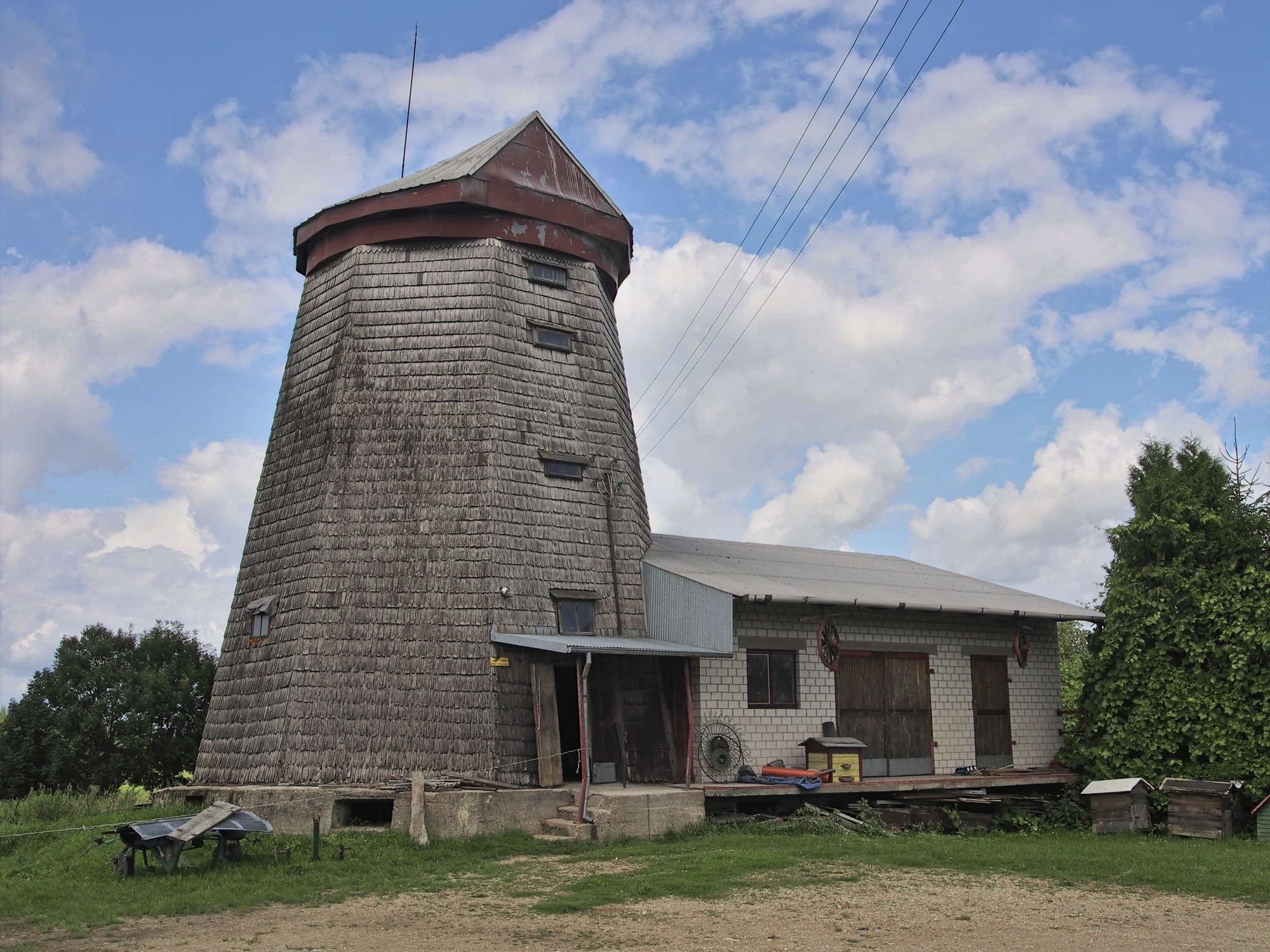 01-44.jpg 01-44.jpg